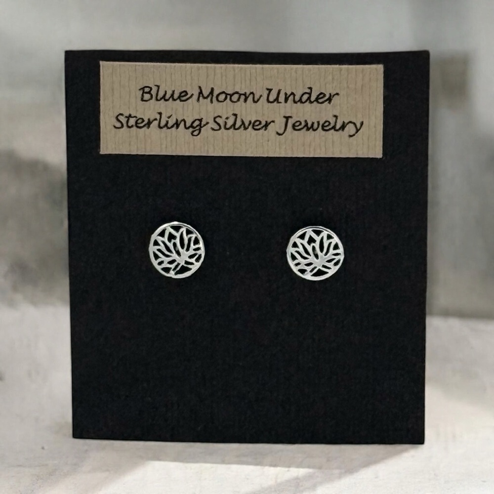 925 Sterling Silver Round Lotus Post Stud Earrings! Hypoallergenic! NEW!